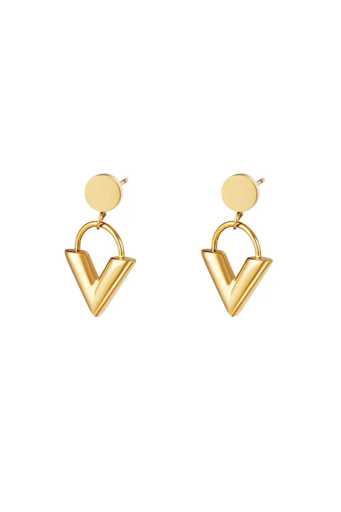 V-Shaped Stud Earrings - Amanda