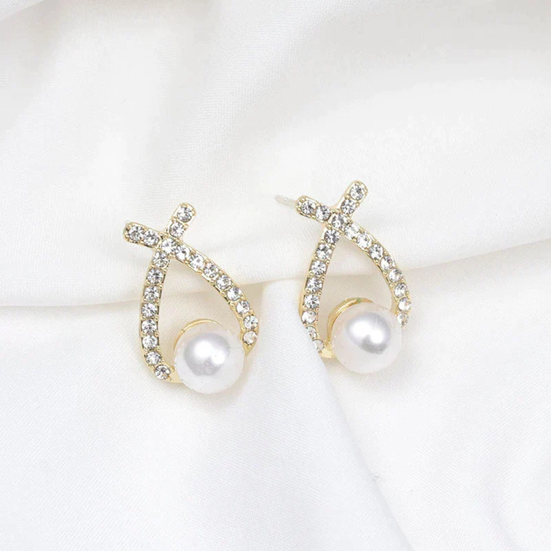 Lustrous Radiant Pearl Earrings