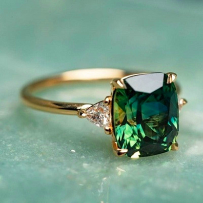 Emerald Sparkling Zirconia Ring