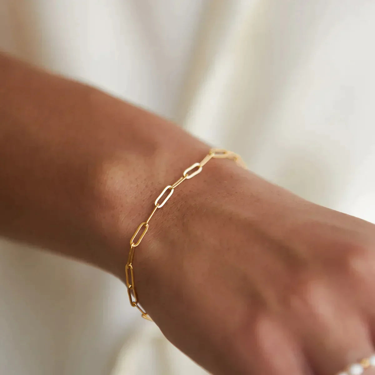 Elegant Paperclip Bracelet - Tahlia