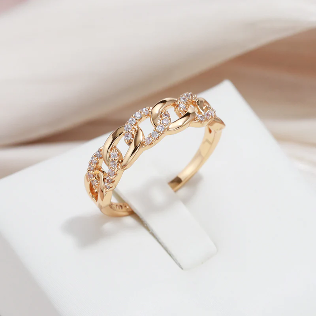 Refined Linked Golden Chain Ring