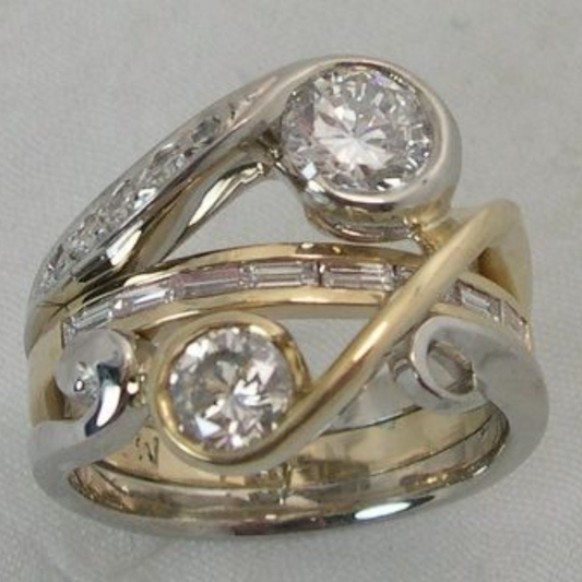 Exquisite Vintage Zirconia Gold & Silver Ring