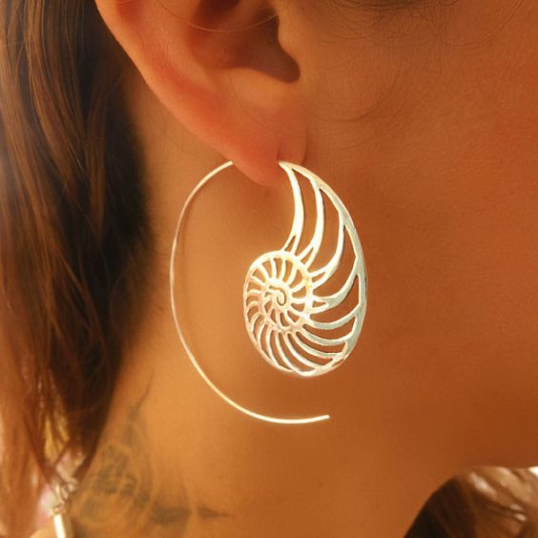 Vintage Elegant Spiral Shell Earrings