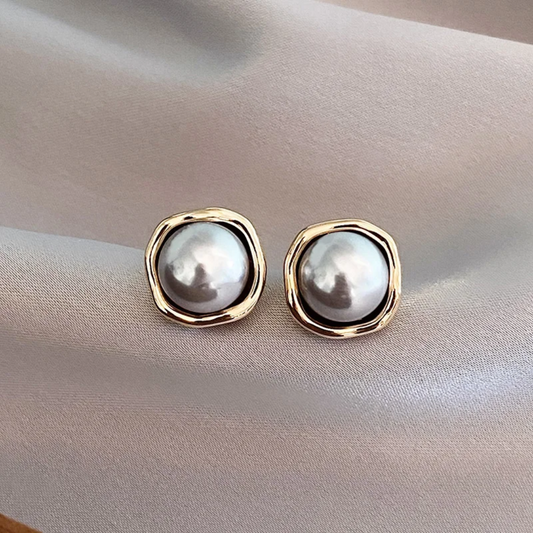 Elegant Lustrous Black Pearl Earrings