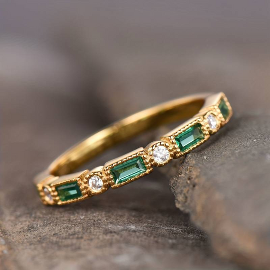 Vintage Emerald Zirconia Ring