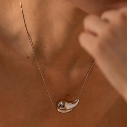 Drop-Shaped Necklace - Taylor