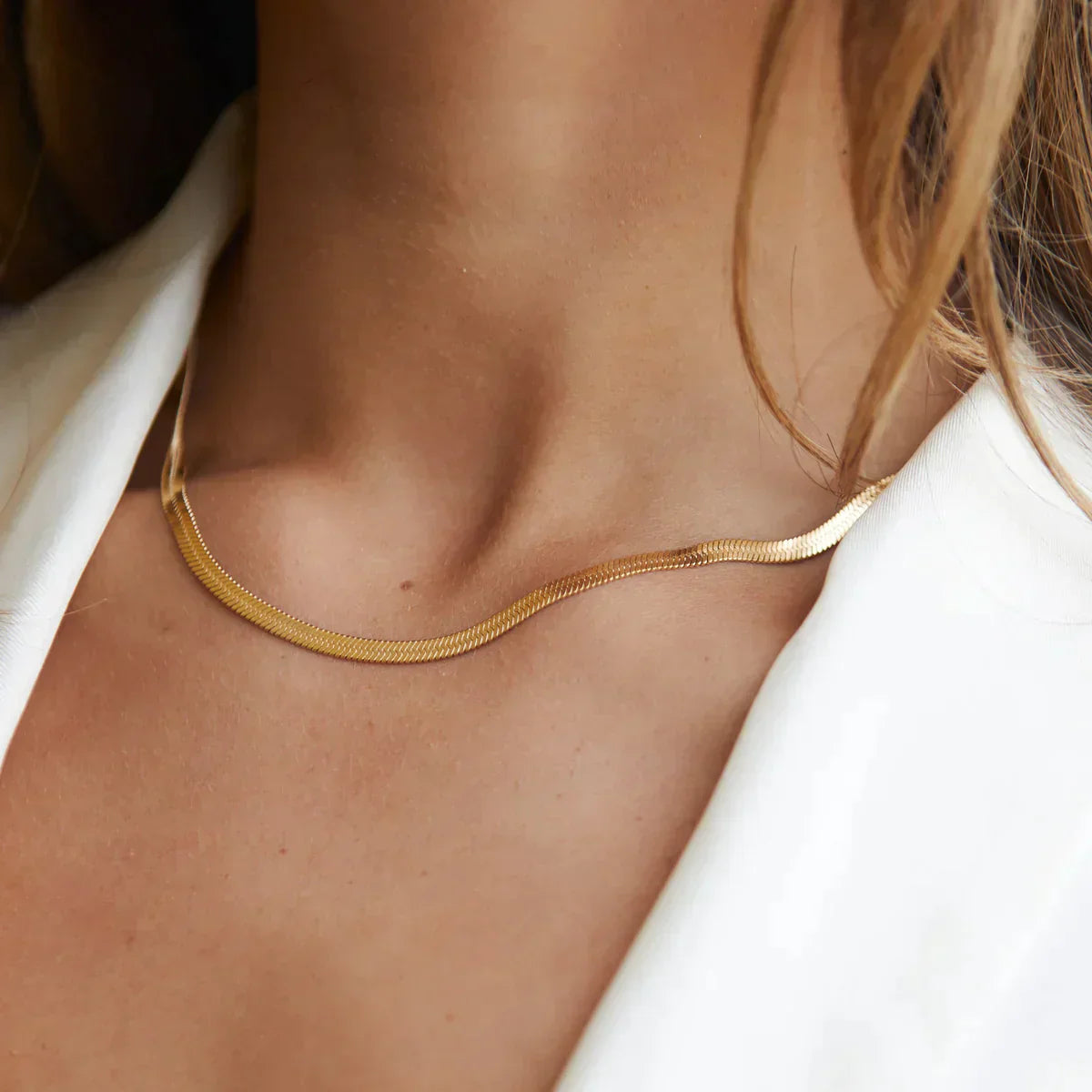 Elegant Herringbone Necklace - Mandy